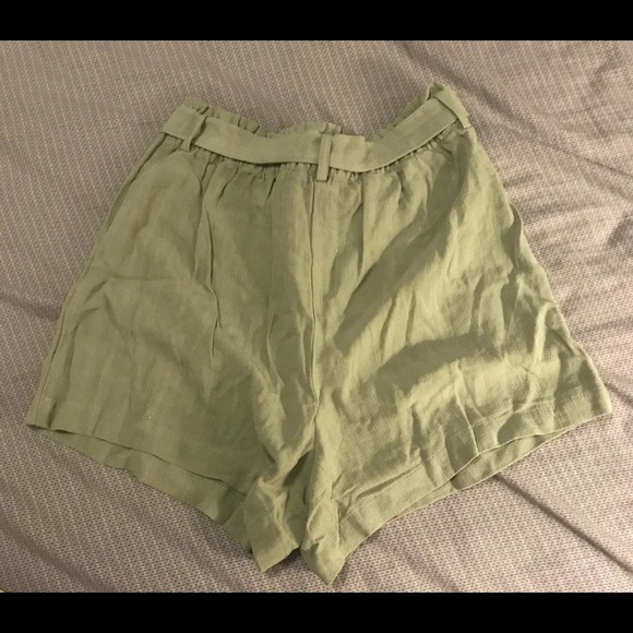 Easy Loving Shorts - Sage - Picture 9 of 10